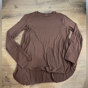 Halogen Lightweight Brown Long Sleeve Athletic Soft Women’s Shirt Medium